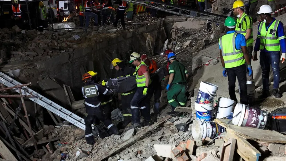 Bina çökdü: - Ölənlər var