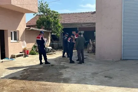 Ata-oğul mübahisəsi qanla bitdi