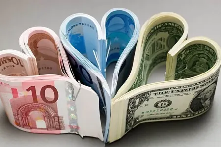 Dünyanın ən bahalı pulları - Dollar..