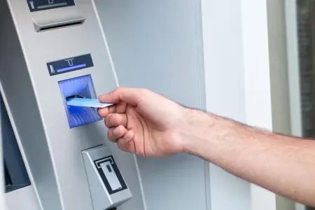 Deputatdan müjdə: Maaşlarda ikirəqəmli artım gözlənilir