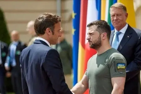Makron və Zelenski danışdı