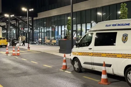 Eyvanında güllələndi..