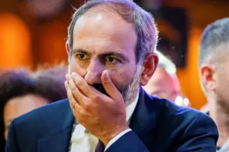 Ermənilər Nikolun yerində kimi görür?