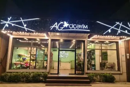 SON DƏQİQƏ ‼️ Bakıda "Ağ çiçəyim” gül mağazası yanır