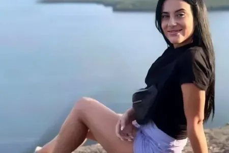 Restoran sahibini öldürən qıza hökm oxundu