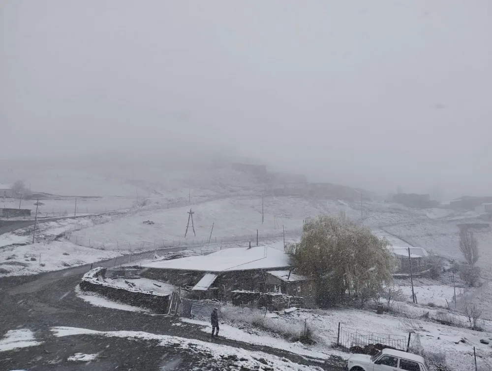 Quba və Qusara qar yağır - FOTO