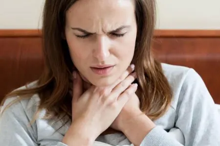 Boğaz ağrısı zamanı hansı qidaları yemək olmaz?