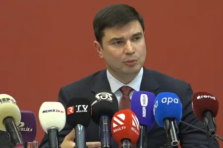 "Kartdan oğurlanan pulu geri qaytarmaq olur, amma..." - Fərid Hüseynov