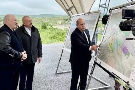 Prezidentlər Füzulinin Baş planı ilə tanış oldular