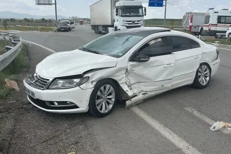Türkiyədə yol qəzası olub, 11 nəfər yaralanıb