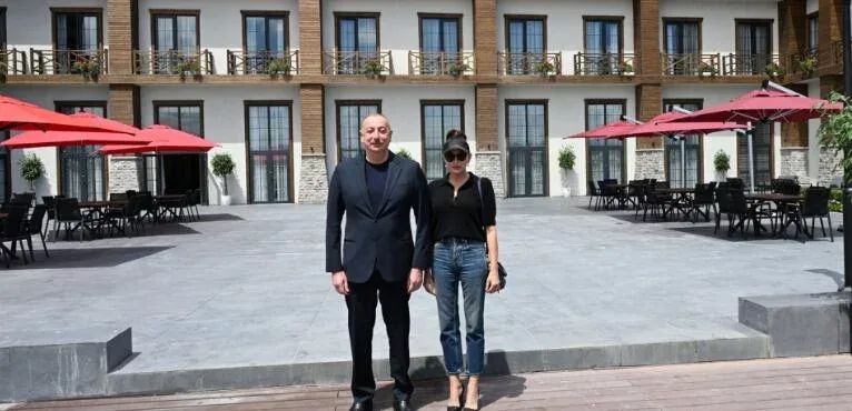 Prezidentlə xanımının açılışını etdiyi hoteldən - MARAQLI FOTOLAR