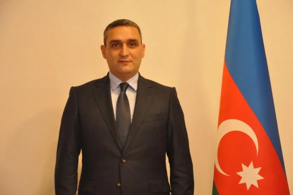 Prezident Qarabağ Universitetinə rektor təyin etdi - FOTO