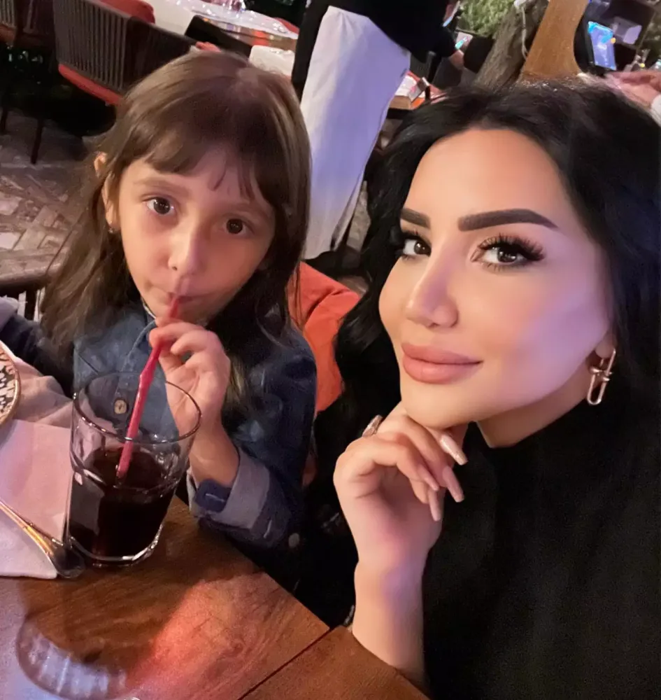 Əməkdar artistin qızının xəstəliyi var imiş - FOTO