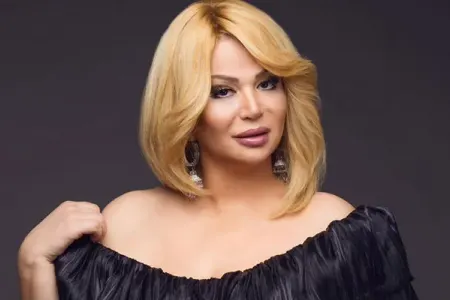 Müğənni Nazənin özünə lüks avtomobil aldı - FOTO