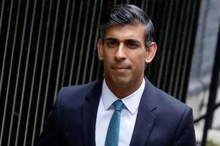 İngiltərədə növbədənkənar seçkilər keçiriləcək