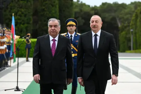 Emoməli Rəhmonun rəsmi qarşılanma mərasimi olub - FOTO