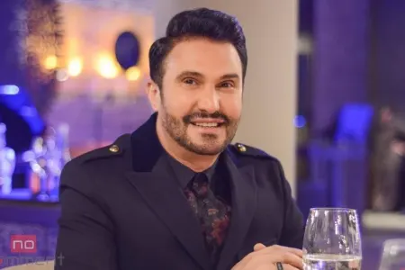 Nadir Qafarzadə: Flora xanım saçımı yudu - – Video