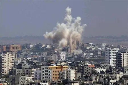 HAMAS Təl-Əvivi raket atəşinə tutdu