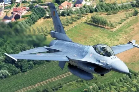 Belçika Ukraynaya 30 ədəd F-16 göndərir