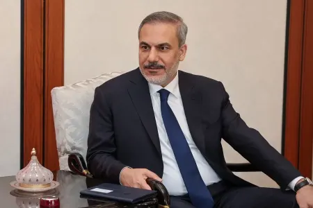 Azərbaycan şəhidlərini ehtiramla yad edirəm - Hakan Fidan