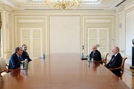 İlham Əliyev Rolli Van Rappardı qəbul etdi