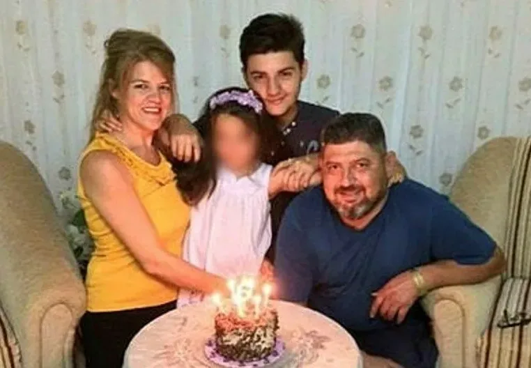 25 yaşlı gənc ata-anasını qətlə yetirdi