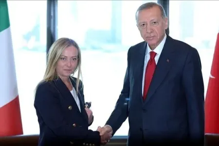 Ərdoğan Meloni ilə görüşdü