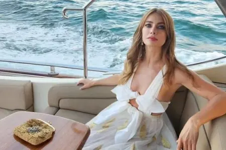 Tuba Ünsal xəstəxanaya yerləşdirildi - FOTO