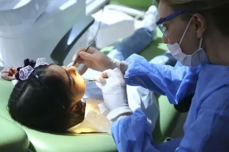 Dünyada ilk: insanlara diş çıxaran dərman veriləcək