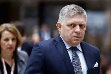 Slovakiyanın Baş naziri evə buraxıldı