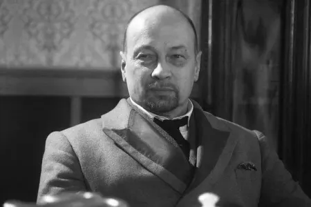 Məşhur serial ulduzu 59 yaşında vəfat etdi - FOTO