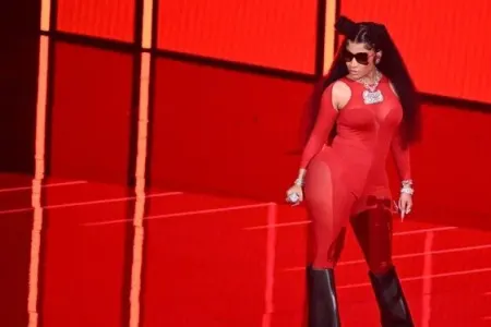 Niki Minajın konserti ləğv edildi