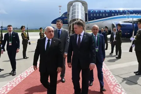 Əli Əsədov Minskə GETDİ
