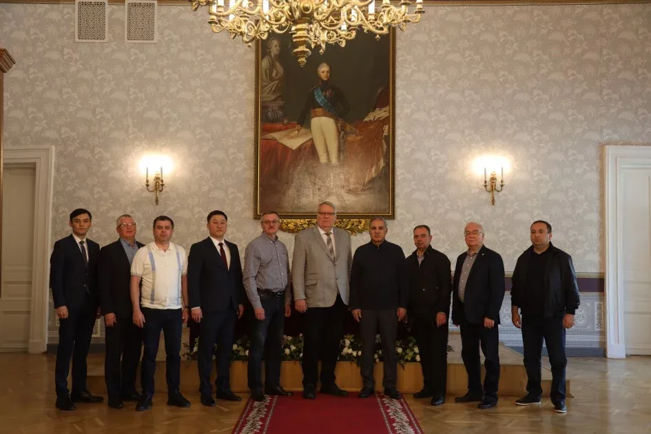 Xanlar Vəliyev Tatarıstanın Rəisi ilə - GÖRÜŞDÜ - FOTO