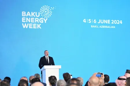 2 qiqavat bərpaolunan enerji əldə edəcəyik - Prezident