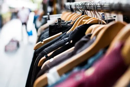 Bakıda ticarət mərkəzindən oğurluq