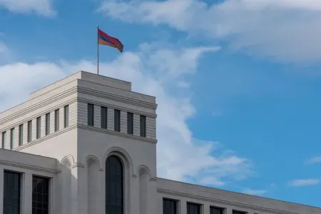 Ermənistan XİN: - Bir ay ərzində sülh sazişini imzalamağa hazırıq