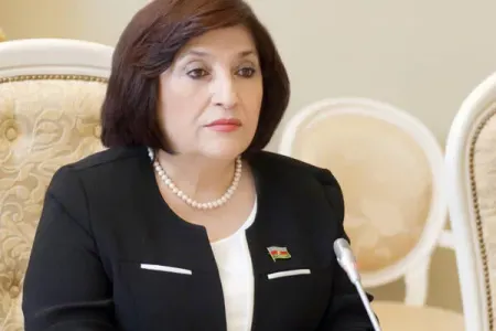 Spikerdən deputatlara irad: - Diqqətli olun!