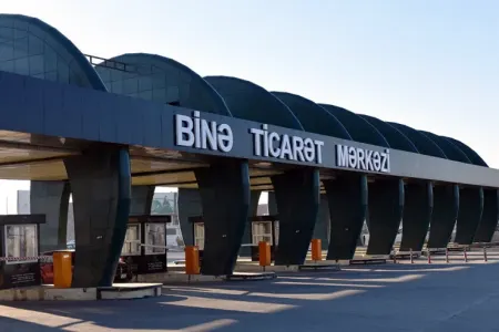 "Binə" ticarət mərkəzindən külli miqdarda qadın corabı oğurlandı