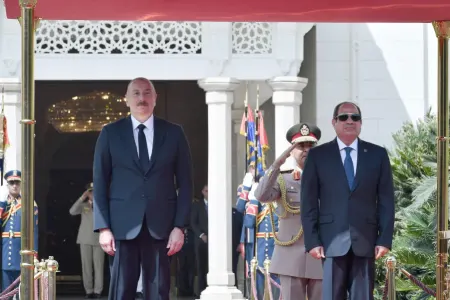 Prezidentlər mətbuata bəyanatla çıxış ediblər