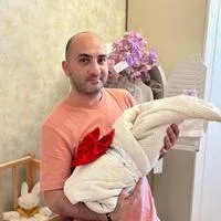 Nicat Rəhimov yeni doğulan qızıyla.. - Foto