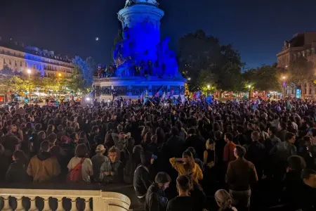 Fransada ifrat sağçıların etirazı