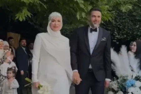 Gamze Özçelik aktyora ərə getdi