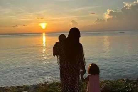 Məşhur modelin övladları surroqat ana vasitəsilə dünyaya gəlib