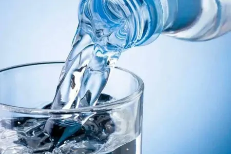 İsti havalarda buz kimi su içməyin!– - Bu fəsadlara səbəb olur