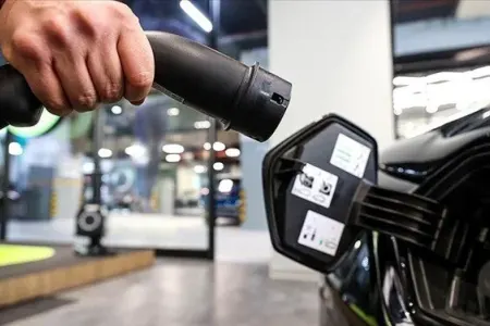 Avropadan Çinin elektrik avtomobillərinə əlavə vergi