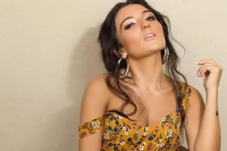 Dilarə yataq otağından görüntülərini yaydı - VİDEO