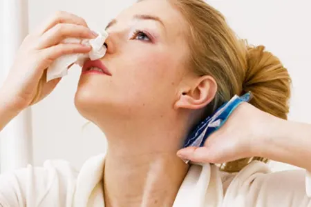 Burnunuz qanayıbsa, bunları etməyin: - Başınızı arxaya...