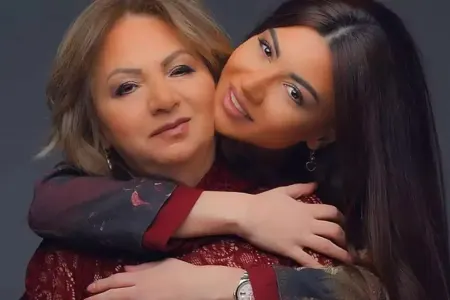 “Ayseli yaxşı oğlanlar istəyirlər”