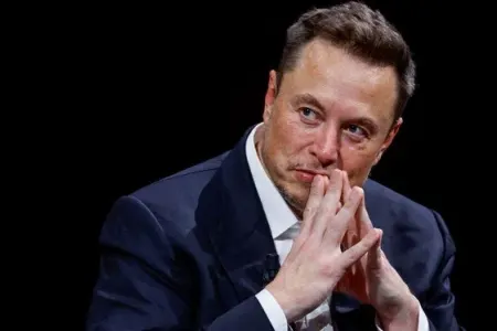 "Tesla" İlon Maska 50 milyard dollar ödəyəcək?